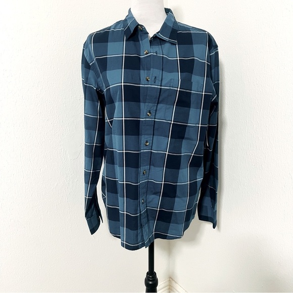 NWT Old Navy Men Everyday Shirt Regular Fit Built in Flex Plaid Blue/Navy Medium - Picture 1 of 9